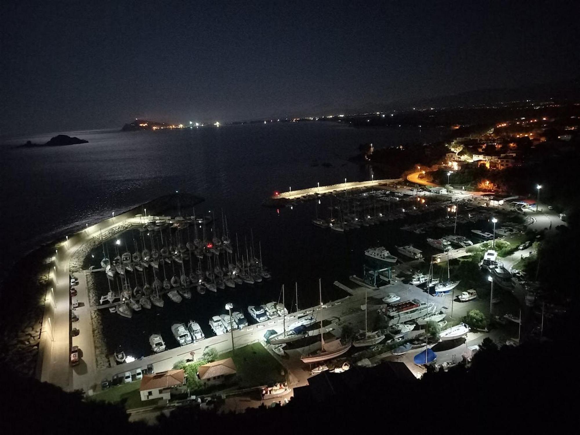 Basecamp Ogliastra - Flat Green سانتا ماريا نافاريز المظهر الخارجي الصورة